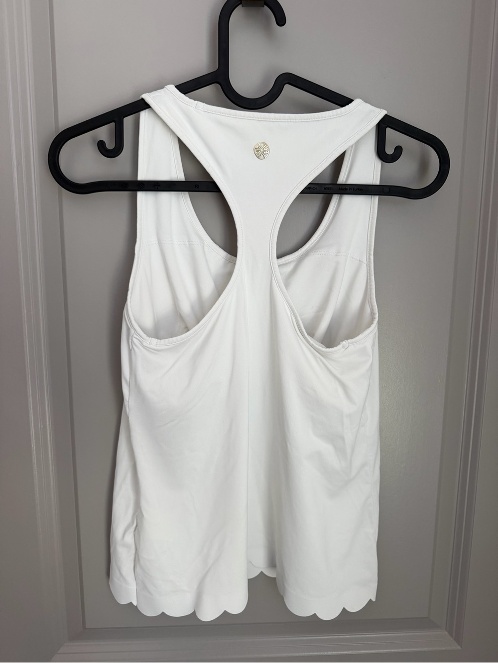 Lilly Pulitzer Luxletic White Racerback Built-In Bra Stretch Tank Top Womens XS - Picture 2 of 7